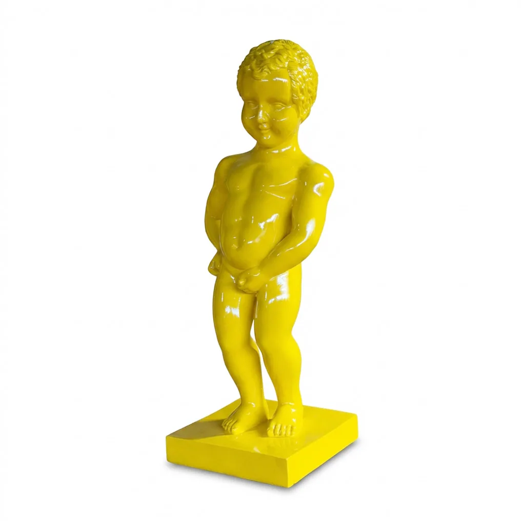 Manneken Pis Beeld Kleur Geel 60cm - Petit Julien Statue - Decoratie