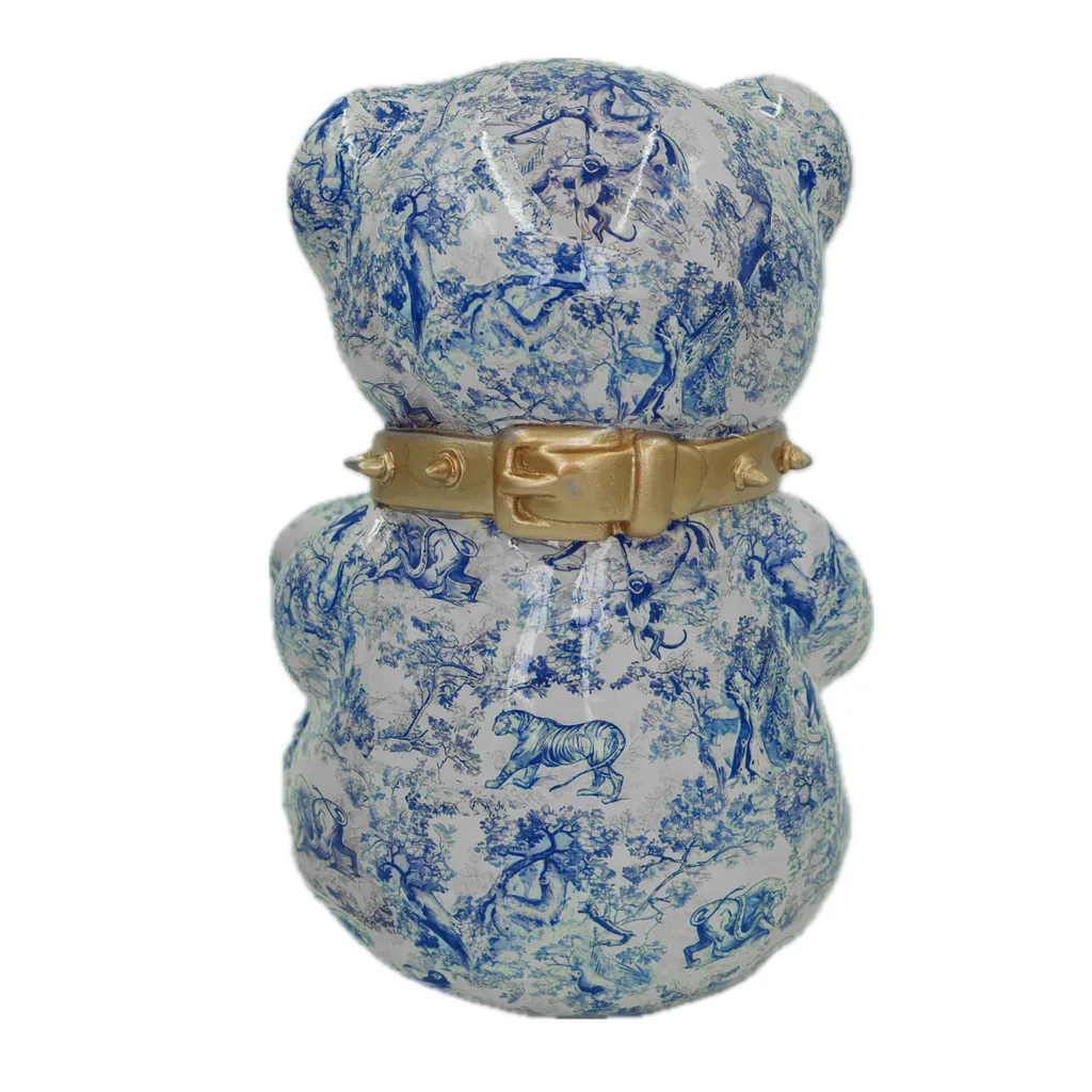 Teddybeer 45cm Zittend Hommage to Dior Luxe Beeld — detailfoto 2